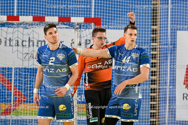 AUT, HLA, HC Linz AG vs HC Hard | 13.05.2023, Sporthauptschule Linz-Kleinmuenchen, AUT, HLA, HC Linz AG vs HC Hard, im Bild Alexander Hermann (Linz), Markus Bokesch (Linz), Tobias Cvetko (Linz)

// HLA, Handball Liga Austria Match between HC Linz AG vs HC Hard in Linz, Austria on 2023/05/13