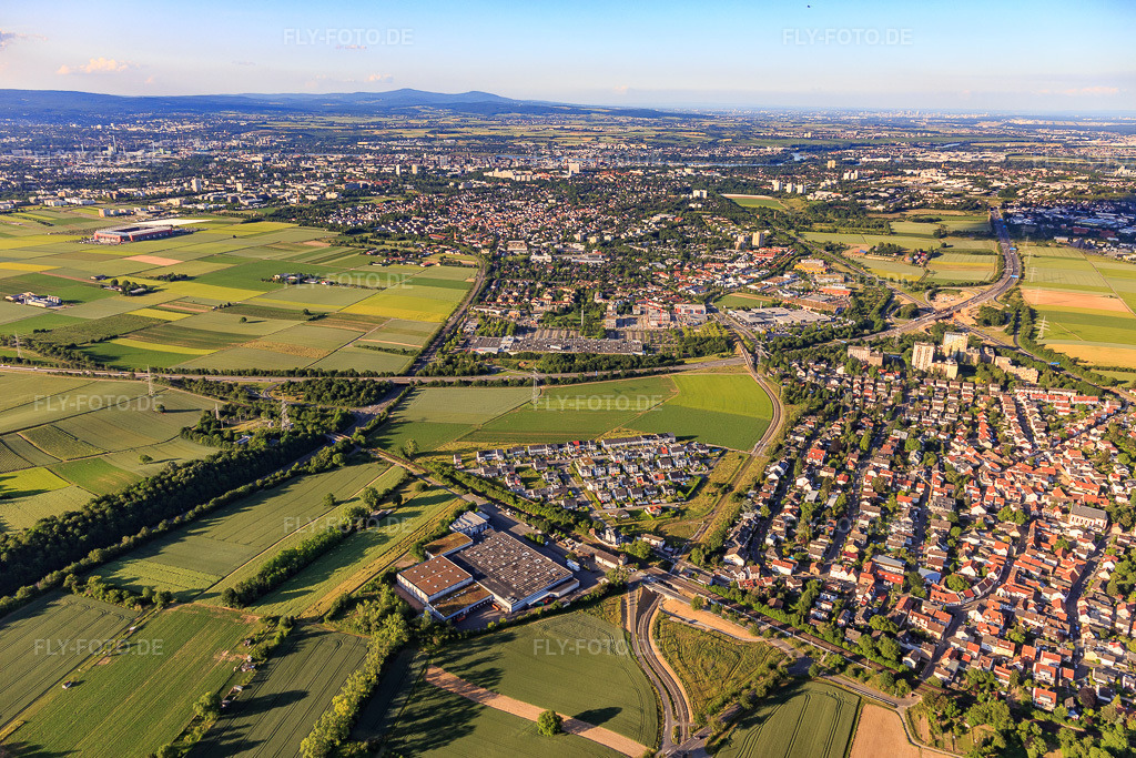 Luftbild: Popack Logistik GmbH im Ortsteil Marienborn in Mainz im Bundesland Rheinland-Pfalz in Deutschland. Foto: IMG_107628.jpg vom 03.06.2018 durch Werner Riehm/FLY-FOTO.dePopack Logistik GmbH