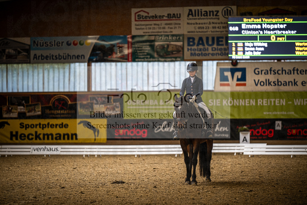 DOS_1036 | Entdecke hochwertige Reitturnierfotos von Foto Oger. Professionell, emotional und authentisch – jetzt Lieblingsmomente im Shop bestellen.Deutschlandweite Turnierfotografie. - Realisiert mit Pictrs.com