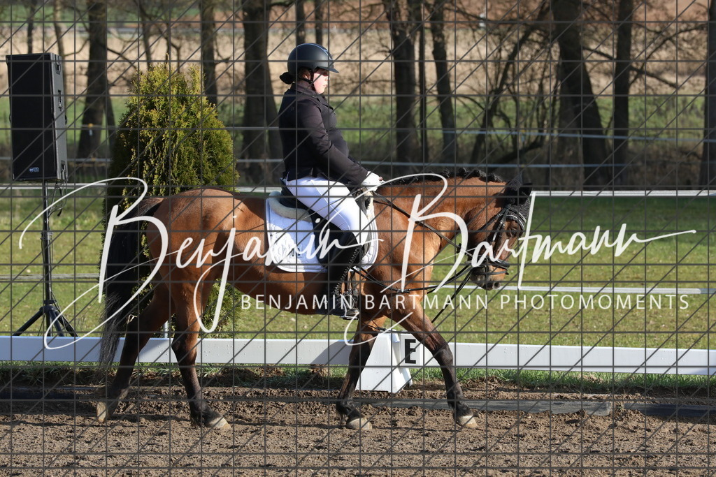 AZ2A2503 | Benjamin Bartmann Photomoments