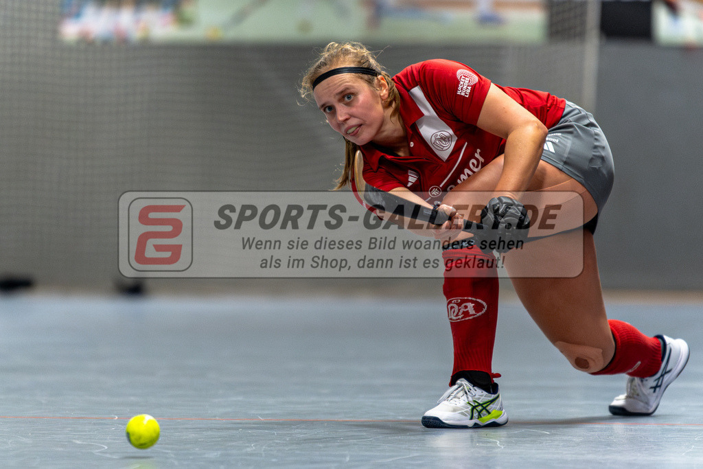 SM_2024-12-20-D85_-584 | 1.Bundesliga Hallenhockey  (W) DCADA - HTHC / 6:5 (3:3)