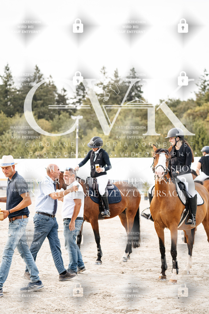 CK704261 | Turnierfotografie Pferdefotografie Trier Rheinland-Pfalz Pferdesport Reitsport Tierfotografie Sportfotografie Pferdevideo Pferdevideografie Equestrianvideography equestrianphotography  - Realisiert mit Pictrs.com
