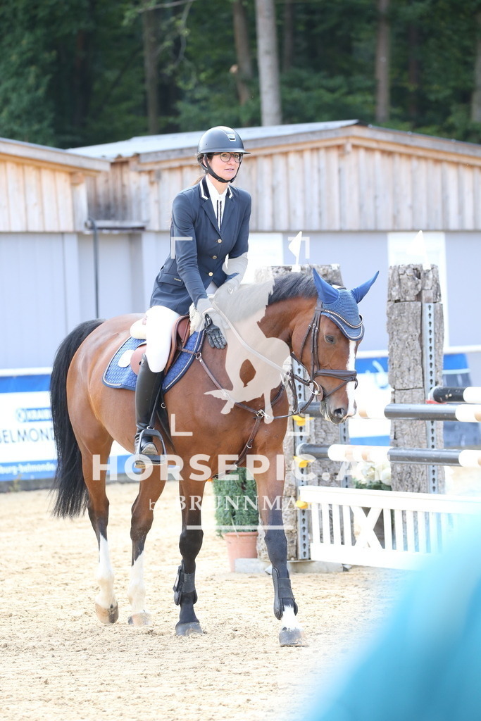 DL2Q4373 | Willkommen bei Brunnmayr - Design & Fotografie – Ihrem Spezialisten für Reitturniere und Pferdeveranstaltungen in Oberösterreich, Salzburg und Bayern! Seit über 17 Jahren sind wir leidenschaftlich dabei.