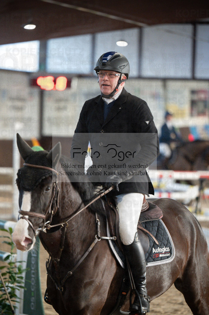 Hallenreittunier Voxtrup 2023 | Entdecke hochwertige Reitturnierfotos von Foto Oger. Professionell, emotional und authentisch – jetzt Lieblingsmomente im Shop bestellen.Deutschlandweite Turnierfotografie. - Realisiert mit Pictrs.com