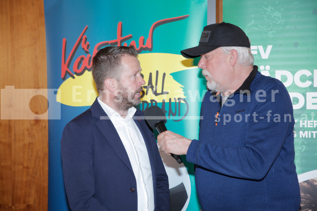 Pressekonferenz mit Mag. Thomas Jank, Rüdiger Wratschnig | Kärntner Fußballverband , Pressekonferenz mit Mag. Thomas Jank, Tamara Krammer, Mag. Martin Mutz, Mag. Gerhard Engl,  KFV Hauptsitz, Klagenfurt , Austria. Photo: Ernst Krawagner - Realisiert mit Pictrs.com