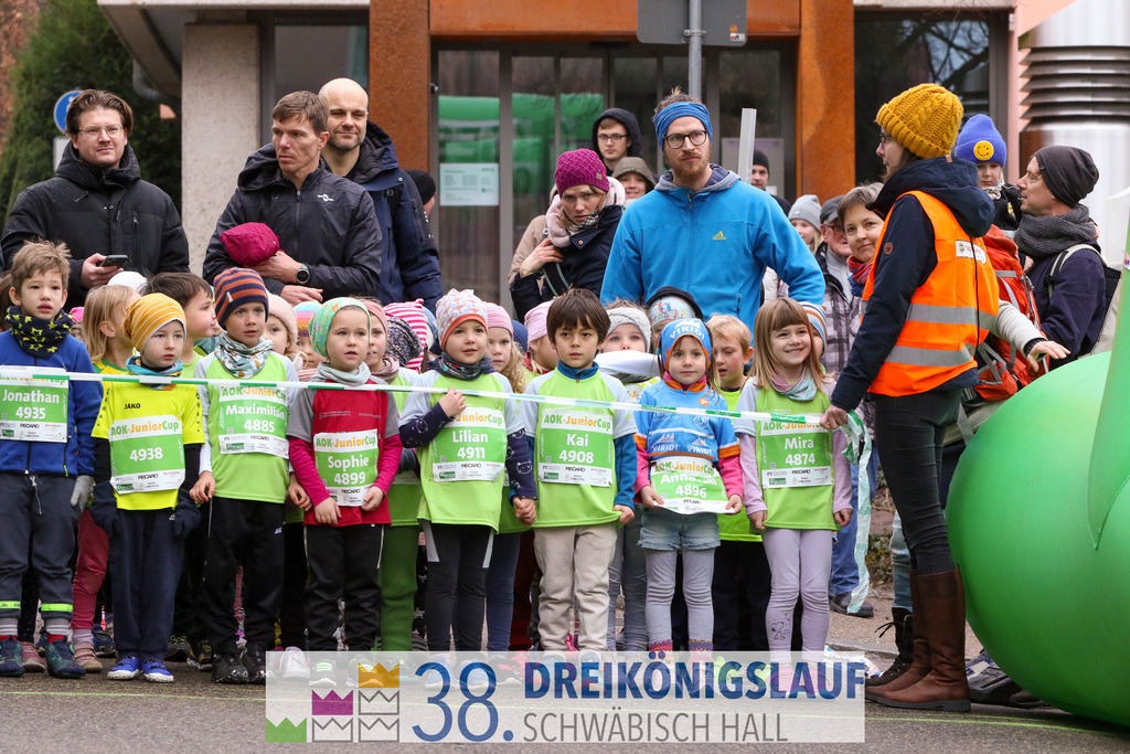 400m AOK Junior Cup | 3 Koenigslauf 2024 400m AOK Junior Cup - Realisiert mit Pictrs.com