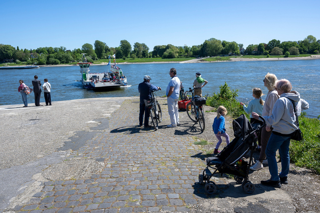 260501_Rhein_8101_mr | Entdecke exklusive Fotografie im muebri Shop: Stimmungsvolle Motive  Naturaufnahmen und mehr. Jetzt hochwertige Wandbilder und Fotoabzüge online kaufen! - Realisiert mit Pictrs.com