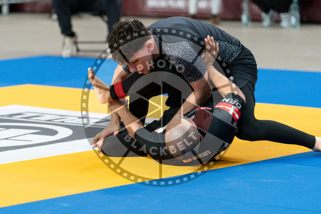 20250517PBB0638 | Athletes compete during the first day of the ADCC Amateur World Championship on May 15, 2025 in Warsaw, Poland. © Chiara Dazi / photoblackbelt