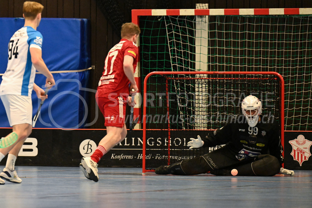 Strängnäs IBK vs FBC Kalmarsund Ungdom - 6. =January= 2024 | Strängnäs IBK vs FBC Kalmarsund Ungdom
Thomas Arena, Strängnäs
Oskar-Viking Tjärnberg (#99 Strängnäs IBK)
Bild: Sportfotografie Markus Aeschimann | www.markus-aeschimann.ch - Realisiert mit Pictrs.com