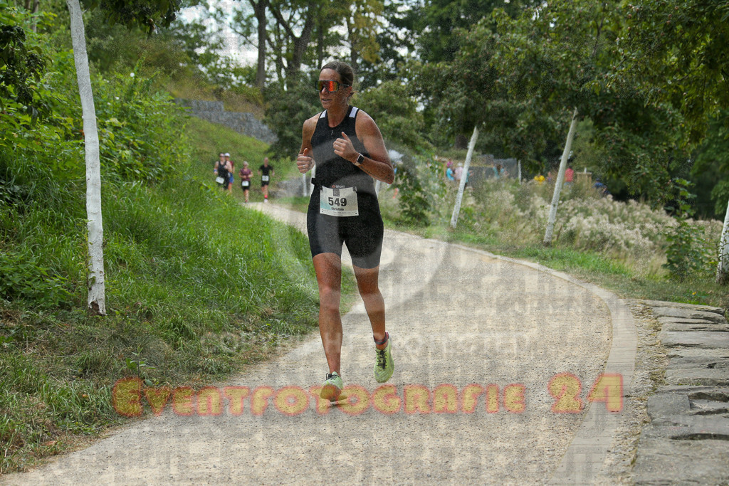 250824_1408_EX1_5126 | Sportfotografie im Rhein-Sieg Kreis, Köln, Bonn, NRW, Rheinland Pfalz, Hessen, etc. Unser Tätigkeitsfeld umfasst den Laufsport vom Volkslauf über den Marathon, Duathlon, Triathon bis zum Ultralauf wie Kölnpfad Ultra oder Schindertrail.
