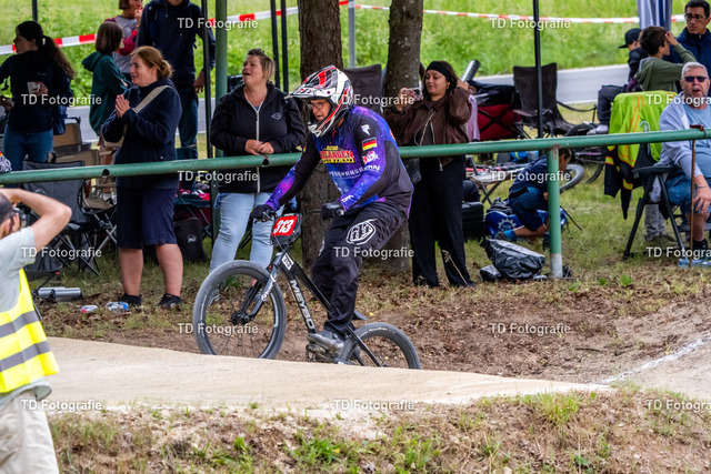 BayBMX2026-06457 | Fotogalerie von Thomas Dettweiler mit Eventbildern und lizenzfreien Fotos. Perfekt als Wandbild, für Büro, Website oder private Nutzung. - Realisiert mit Pictrs.com