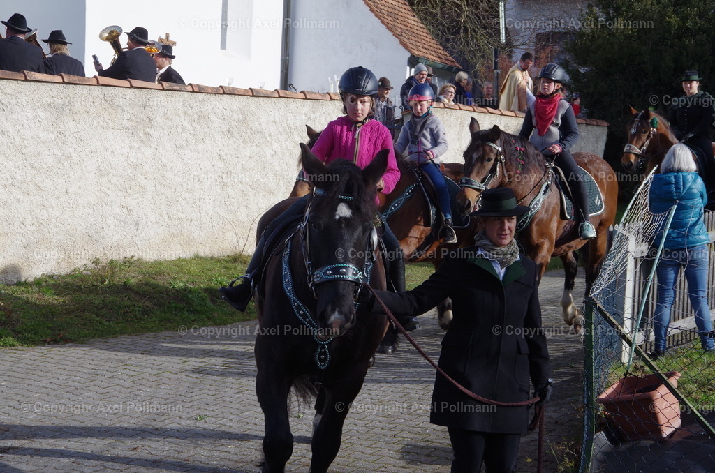 IMGP1083 | fotografiert von Axel PollmannLeonhardi Wallfahrt Benediktbeuern und Murnau, Fronleichnam, Fasching, Landschaft im Loisachtal und Benediktbeuern  - Realisiert mit Pictrs.com