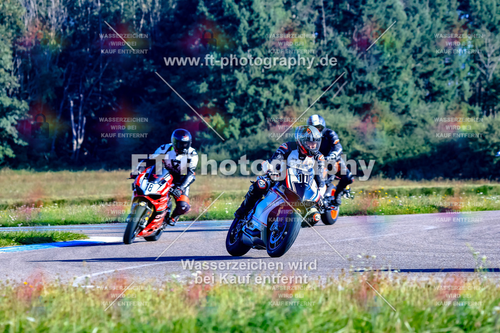 _TOU1200 | Hier findet Ihr Bilder von Touristenfahrten auf der Nürburgring Nordschleife oder von anderen Veranstaltungen die ich besucht habe. Viel Spass beim Durch Schauen 