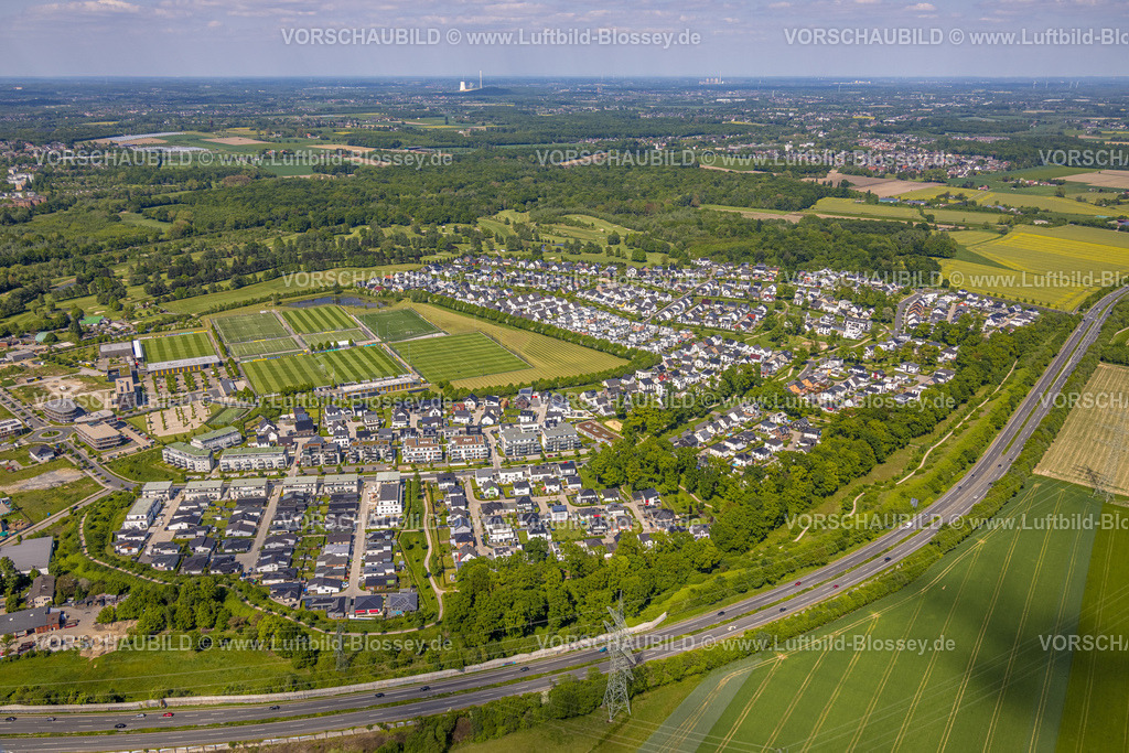 Dortmund230512064 | Luftbild, DSW 21 Dortmunder Stadtwerke, Wohngebiet Hohenbuschei, BVB 09 Borussia Dortmund Trainingszentrum, Adi-Preißler-Allee, Brackeler Feld, Brackel, Dortmund, Ruhrgebiet, Nordrhein-Westfalen, Deutschland