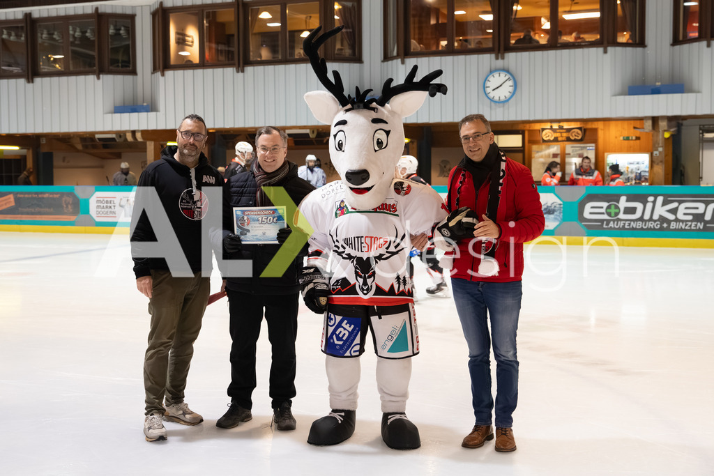 Eishockey I Herren I Saison 2025-2026 I Regio League | 3. Liga Regular Season Gr. 1 ZS | Men I 17. Spieltag I EHC Herrischried - HC Wohlen Freiamt I 01.02.2026 | Hochwertige Sportfotos kaufen & lizenzieren für Medien, Vereine, Agenturen & Sportler:innen. Entdecke professionelle Sportfotografie im Bildshop von Alexander Franzen. - Realisiert mit Pictrs.com