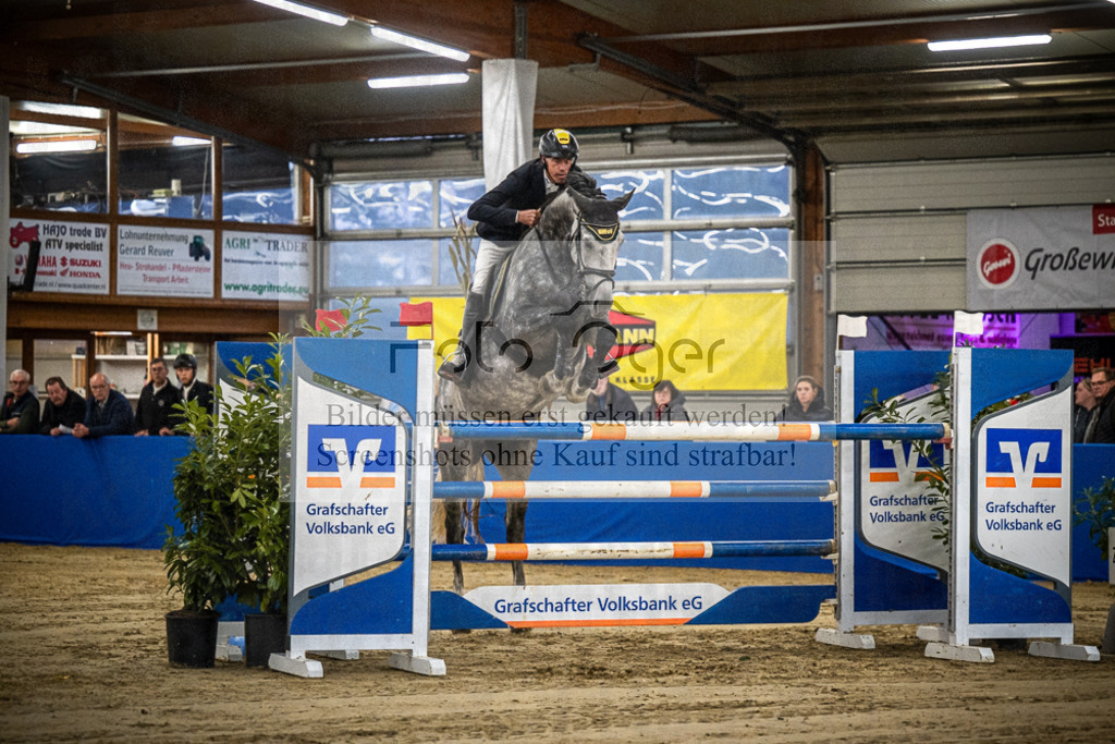 DOS_0058 | Entdecke hochwertige Reitturnierfotos von Foto Oger. Professionell, emotional und authentisch – jetzt Lieblingsmomente im Shop bestellen.Deutschlandweite Turnierfotografie. - Realisiert mit Pictrs.com