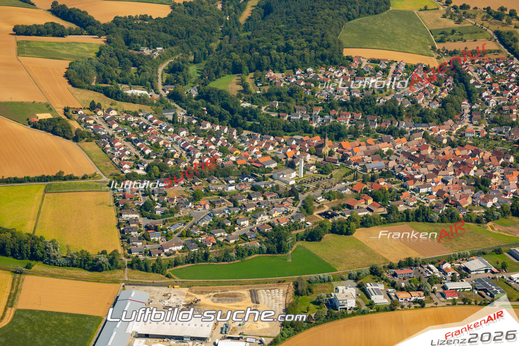 Das Luftbild zeigt : Richen Eppingen - Die Luftaufnahme wurde 2024 vom UL-Flugzeug aus erstellt ( keine Drohne ) - Hochauflösende Luftaufnahme - Für grossformatige Ausdrucke geeignet. Die Geschenkidee !Mit Lizenz und Bildrechte bestellbar