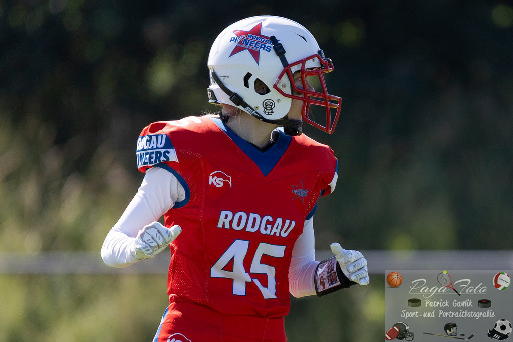 GFLW 1: German Football League Women 1: Rodgau Pioneers Ladies - Stuttgart Scorpions Sisters, 07.06.2026 | Lilly Veith (Rodgau Pioneers Ladies #4)5., Freisteller, Portrait / Porträt, Rodgau Pioneers Ladies - Stuttgart Scorpions Sisters, Rodgau, Maingau-Energie-Stadion "Am Weichsee", 7.6.2026 - Realisiert mit Pictrs.com