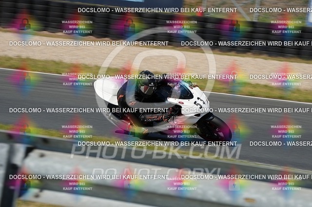 2025_08_31_PBK_36525 | Sportfotografie; SlowMotion; Video; Rennstrecke; Hafeneger; Speer; Racing; RSE; BMW; CBO; Trackday; Motorsportarena; Hockenheimring; Brno; Most; Barcelona; Valencia