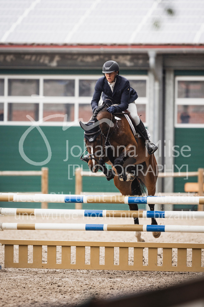 250610_Mühlen_SprPf-L1-343 | Deine schönsten Turniermomente als professionelle Fotos! Entdecke hochwertige Pferdesport-Fotografie im Online-Shop. Jetzt Fotos finden & bestellen!