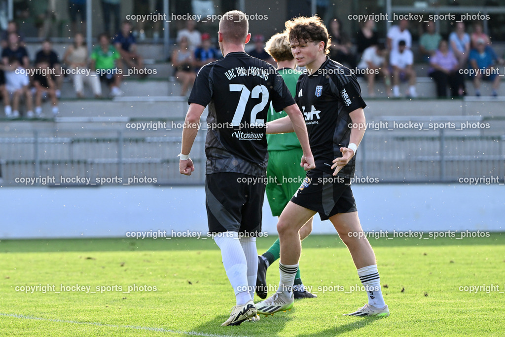 SC Landskron vs. Thal Assling  | Jubel Thal Assling Mannschaft, #72 Jasmin Dindic Thal Assling, #18 Oliver Gomig Thal Assling, SC Landskron vs. Thal Assling , SC Landskron vs. Thal Assling  am 09.08.2024 in Villach (Sportanlage Landskron), Austria, (Photo by Bernd Stefan)