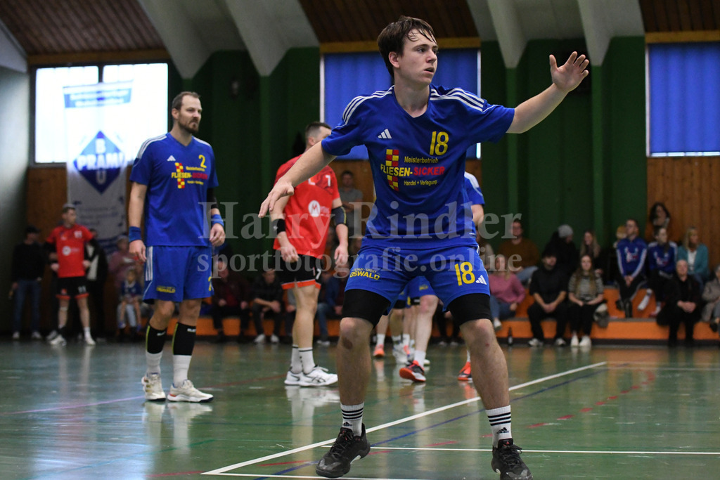 SSG Metten :  SG Moosburg   | Emanuel Pirzer  (SSG Metten #18) - Realisiert mit Pictrs.com