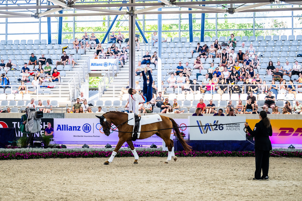 FEI World Championships | Luxembourg Vaulter Philip Bäcker on Ballantine lead by Alexandra Dietrich - Realisiert mit Pictrs.com