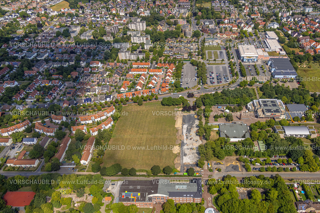 Hamm250702306Uentrop | Luftbild, Freiherr-vom-Stein-Gymnasium und Sportplatz Werner-Figgen-Weg mit Baustelle, Haupteingang Eingangsbereich Maximilianpark, Uentrop, Hamm, Ruhrgebiet, Nordrhein-Westfalen, Deutschland