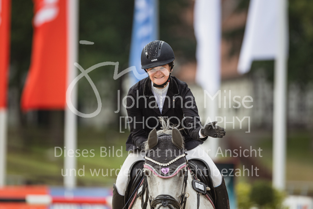 230730_BHO_M1-Spr-323 | Deine schönsten Turniermomente als professionelle Fotos! Entdecke hochwertige Pferdesport-Fotografie im Online-Shop. Jetzt Fotos finden & bestellen!