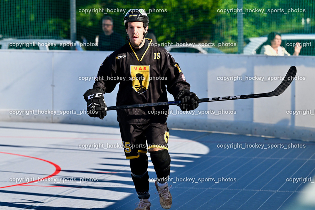 VAS Ballhockey Villach vs. ASKÖ Villach Ballhockey | #15 Kronig Daniel VAS Ballhockey Villach, VAS Ballhockey Villach vs. ASKÖ Villach Ballhockey , VAS Ballhockey Villach vs. ASKÖ Villach Ballhockey  am 13.05.2026 in Villach (Alpen Arena ), Austria, (Photo by Bernd Stefan)
