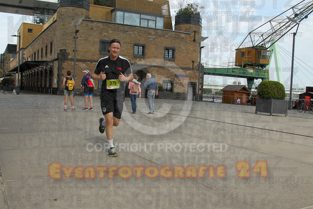 250920_1323_EV4_5373 | Sportfotografie im Rhein-Sieg Kreis, Köln, Bonn, NRW, Rheinland Pfalz, Hessen, etc. Unser Tätigkeitsfeld umfasst den Laufsport vom Volkslauf über den Marathon, Duathlon, Triathon bis zum Ultralauf wie Kölnpfad Ultra oder Schindertrail.