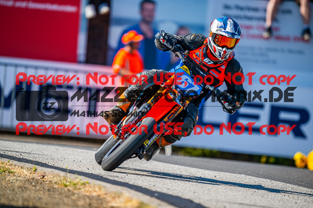 MaZZes_FotoMatrix_230609_5819 | UE40