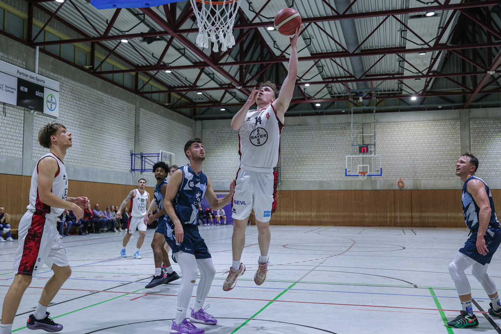 1.Regio BAYER GIANTS vs LippeBaskets Werne-20 | Fotos von Basketballspielen aus dem Raum NRW fotografiert von Gero Mueller-Laschet und Daniel Schaefer - Realisiert mit Pictrs.com
