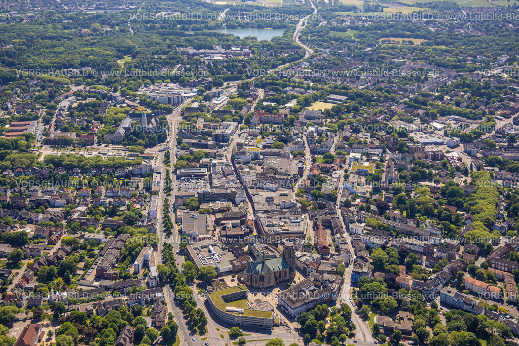 Gelsenkirchen250506579 | Luftbild, Innenstadt City Gelsenkirchen-Buer Hochstraße mit Dom kath. Propsteikirche St. Urbanus, Buer, Gelsenkirchen, Ruhrgebiet, Nordrhein-Westfalen, Deutschland