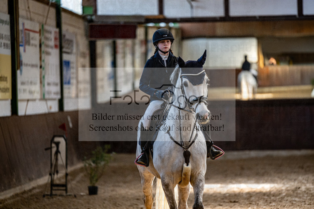 20240309-DOS_6901 | Entdecke hochwertige Reitturnierfotos von Foto Oger. Professionell, emotional und authentisch – jetzt Lieblingsmomente im Shop bestellen. - Realisiert mit Pictrs.com