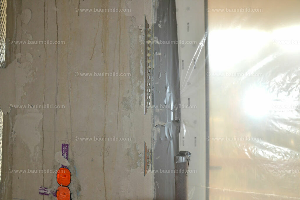 bib-lg18-putzarbeiten-0021 | Nach LV-Leistungsgruppen sortierte Detailfotos über den Bau eines Hauses. Alle Hausbau-Bilder direkt vom Urheber und Autor der Website Haus-Selber-Bauen.com