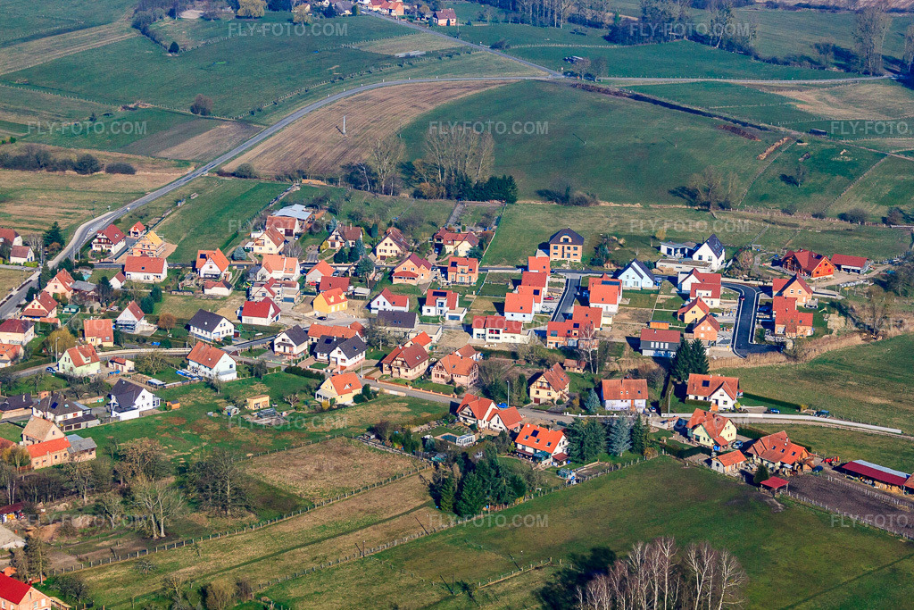 Aerial view: New development area Rue des Perdrix in Walbourg in the state Bas-Rhin, France.Photo: IMG_62784.jpg taken on 03/09/2014 by Werner Riehm/FLY-FOTO.comResolution of the original: 4748 x 3166 px
