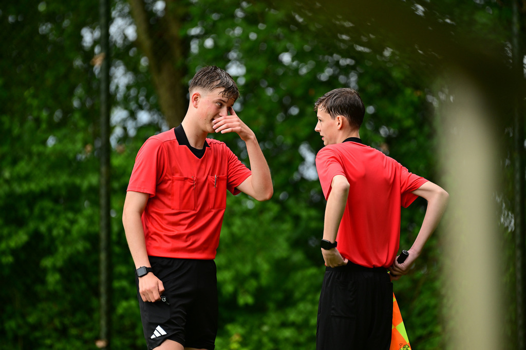 Fußball I Herren I Saison 2024-2025 I Kreisliga I 25. Spieltag I FSV Bliedersdorf-Nottensdorf - VfL Güldenstern Stade II | Der Sportfotograf. - Realisiert mit Pictrs.com
