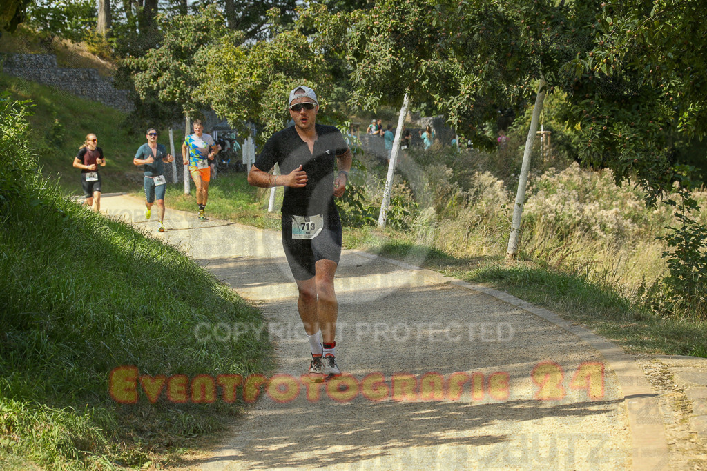 250824_1435_EX1_6736 | Sportfotografie im Rhein-Sieg Kreis, Köln, Bonn, NRW, Rheinland Pfalz, Hessen, etc. Unser Tätigkeitsfeld umfasst den Laufsport vom Volkslauf über den Marathon, Duathlon, Triathon bis zum Ultralauf wie Kölnpfad Ultra oder Schindertrail.