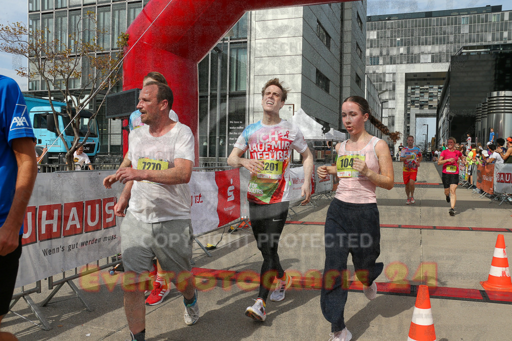 250920_1329_EX1_4972 | Sportfotografie im Rhein-Sieg Kreis, Köln, Bonn, NRW, Rheinland Pfalz, Hessen, etc. Unser Tätigkeitsfeld umfasst den Laufsport vom Volkslauf über den Marathon, Duathlon, Triathon bis zum Ultralauf wie Kölnpfad Ultra oder Schindertrail.