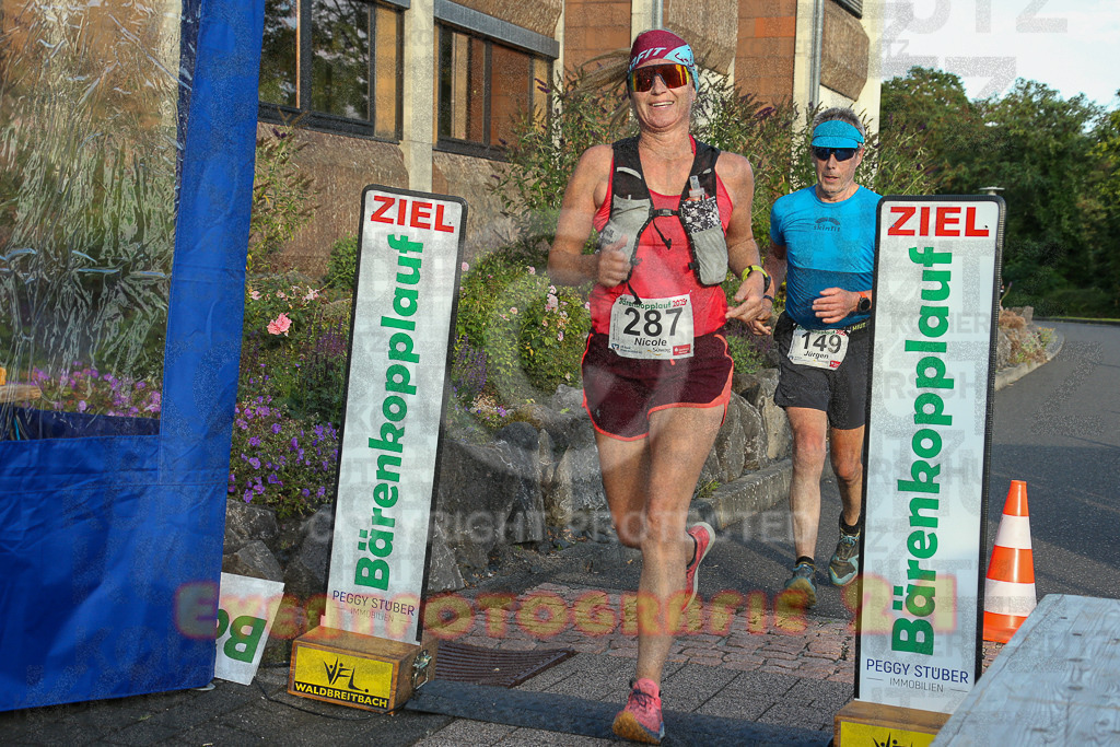 250801_1945_EX1_8437 | Sportfotografie im Rhein-Sieg Kreis, Köln, Bonn, NRW, Rheinland Pfalz, Hessen, etc. Unser Tätigkeitsfeld umfasst den Laufsport vom Volkslauf über den Marathon, Duathlon, Triathon bis zum Ultralauf wie Kölnpfad Ultra oder Schindertrail.