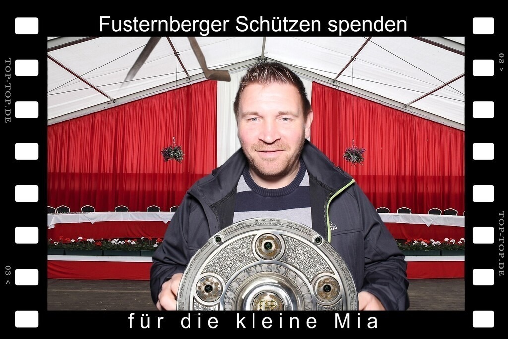 top-top.de 240928-060 | Foto, Video, Fotografie, Videografie, Fotobox, DJ, Discjockey, Musik, Musikbox, Veranstaltung, Photobooth, Amazon, Ebay, Buchtipp, Bestseller, Autor, Verlag, Buch, Wesel, Hamminkeln, NRW, Dinslaken, Rees, Drohne, Hochzeit, Party, Fotobox, Wesel, Fotograf