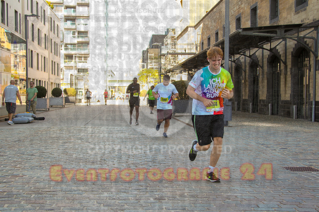 240921_1327_EV4_8301 | Sportfotografie im Rhein-Sieg Kreis, Köln, Bonn, NRW, Rheinland Pfalz, Hessen, etc. Unser Tätigkeitsfeld umfasst den Laufsport vom Volkslauf über den Marathon, Duathlon, Triathon bis zum Ultralauf wie Kölnpfad Ultra oder Schindertrail.
