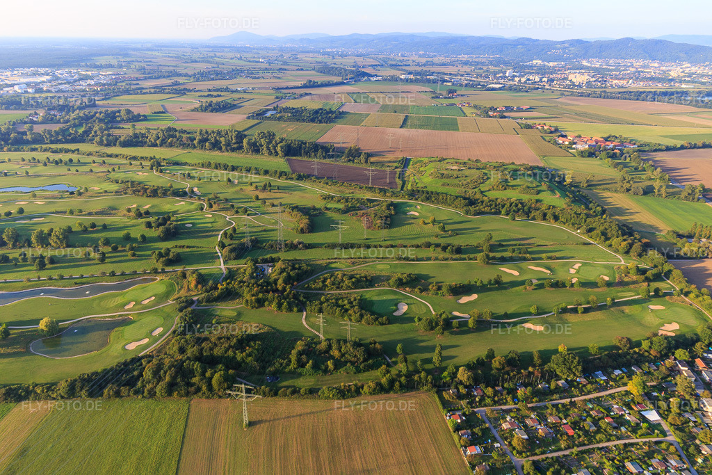 Luftbild: Golfplatz Heddesheim Gut Neuzenhof in Heddesheim im Bundesland Baden-Württemberg in Deutschland. Foto: IMG_103046.jpg vom 28.08.2017 durch Werner Riehm/FLY-FOTO.deGC-Heddesheim