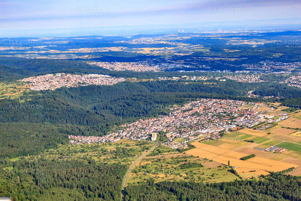 Luftbild: Nordschwarzwald von Südosten im Ortsteil Huchenfeld in Pforzheim im Bundesland Baden-Württemberg in Deutschland. Foto: IMG_69988.jpg vom 06.07.2014 durch Werner Riehm/FLY-FOTO.de