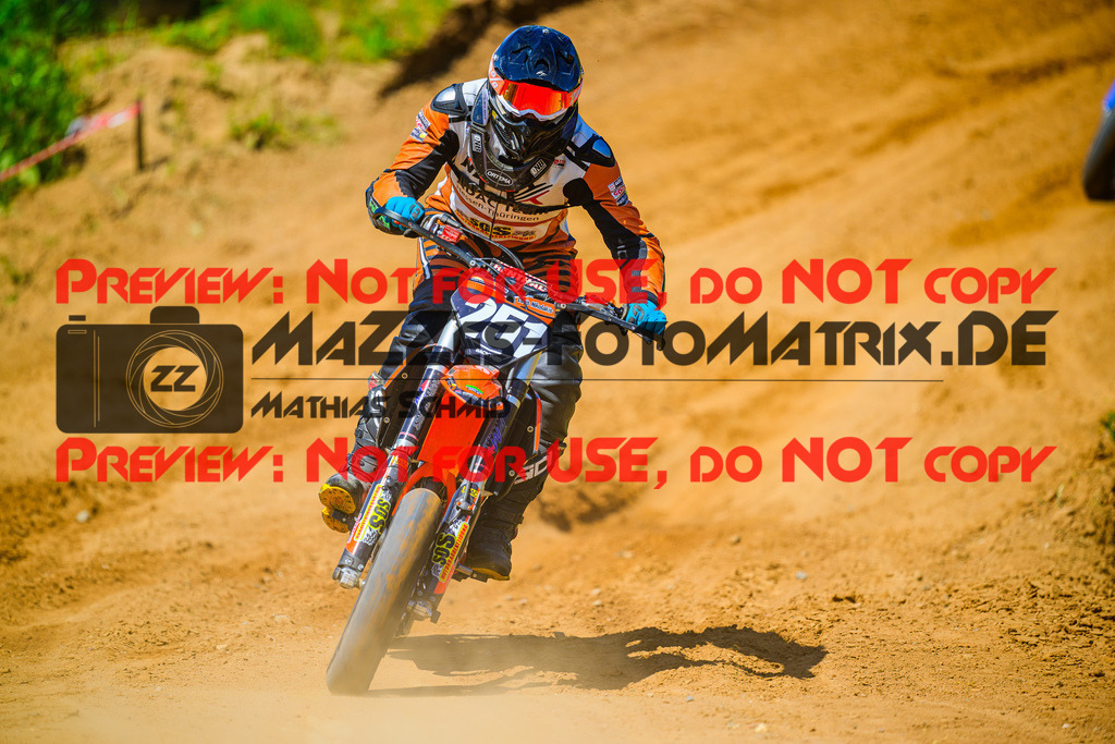 MaZZes_FotoMatrix_240512_6007705_8788 | S2