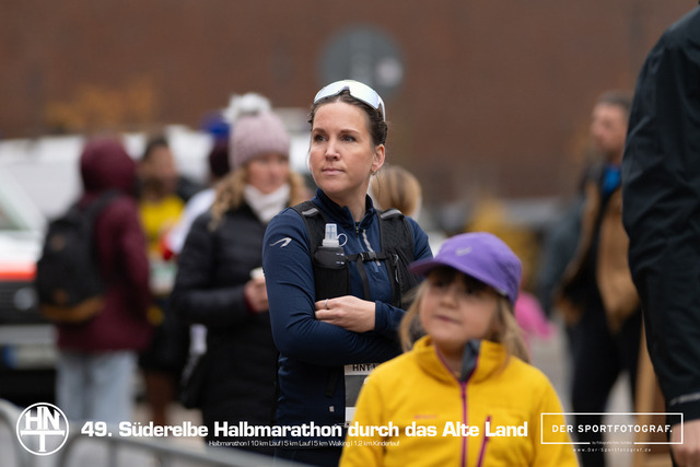 Süderelbe Halbmarathon 2025 I 09.11.2025 I Fotograf_DerSportfotograf.I 00090 | Der Sportfotograf. - Realisiert mit Pictrs.com