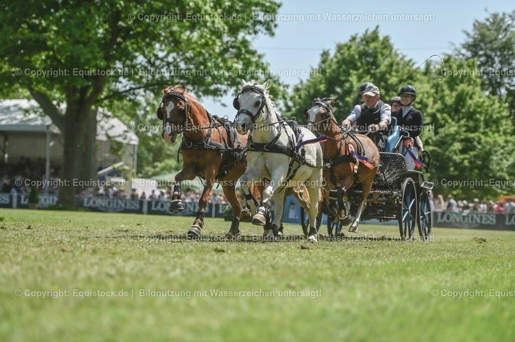 20230528_Jump-and-Drive_0283 | equistock