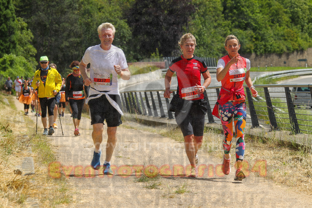 240615_1327_EV4_6914 | Sportfotografie im Rhein-Sieg Kreis, Köln, Bonn, NRW, Rheinland Pfalz, Hessen, etc. Unser Tätigkeitsfeld umfasst den Laufsport vom Volkslauf über den Marathon, Duathlon, Triathon bis zum Ultralauf wie Kölnpfad Ultra oder Schindertrail.