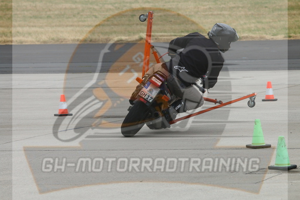 IMG_3354 | gh-motorradtraining-foto.de - Realisiert mit Pictrs.com